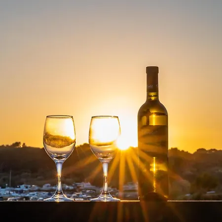 Floating House - Aria Apartman Pula