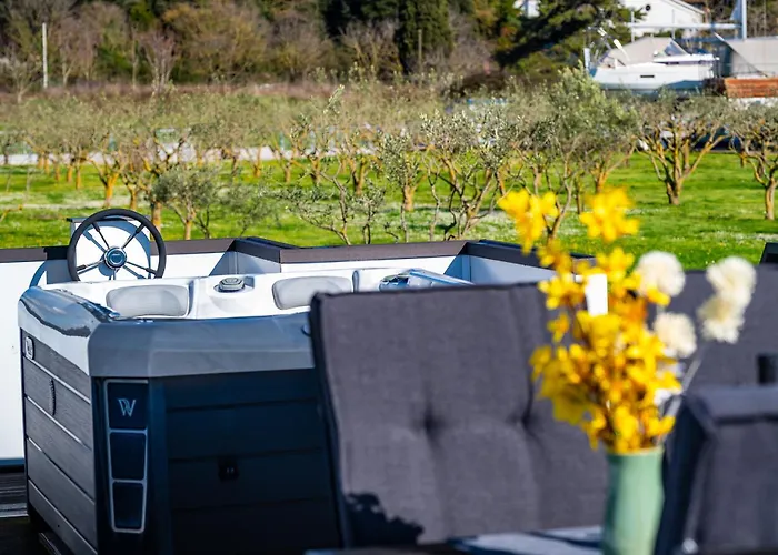 Apartman Floating House - Aria Pula