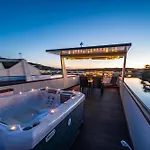 公寓 Floating House - Aria
